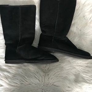 Men’s UGG Boots, size 13